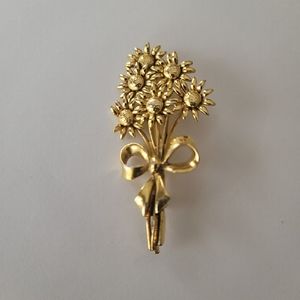 Vintage Brooch Pin Golden Tone Bouquet of Flowers with Ribbon Bow.